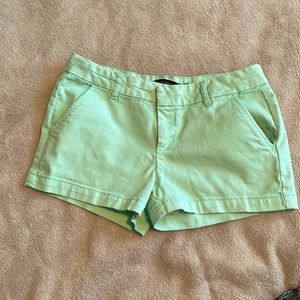Women's cotton short size 29, light mint color
